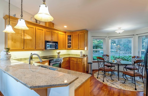 Coupeville Condo | Waterview Cozy 1-bedroom condo in beautiful Coupeville perfect for relaxing