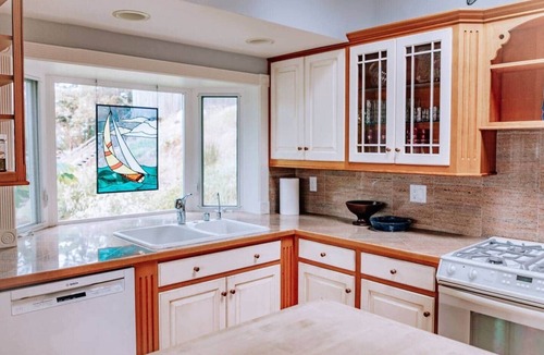 Orcas House | Waveside on Orcas Ferry Terminal