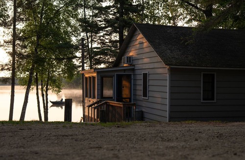 Hackensack Cabin | Webb Lake, Hackensack, Northern MN - 2 Bedroom, Sleeps 4 - Cabin #2 Blue Water