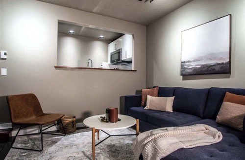 Glacier Condo | Weekend Escape-Pets OK,Wood Burning Fireplace