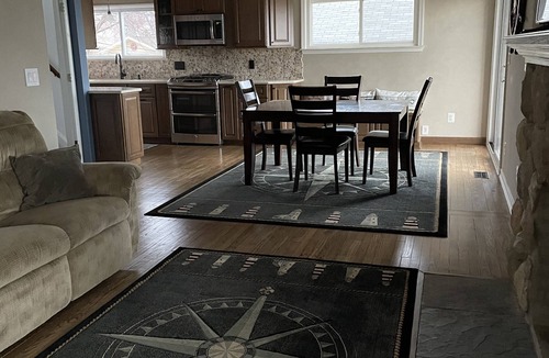 Harrison House | Welcome Lake Lovers, Beautiful Waterfront Home!