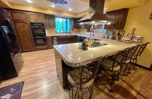 Grants Pass House | Welcome to the Beautiful Rancho Vista Vineyard!