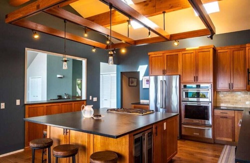 Freeland House | Welcome to The Good Place on Whidbey Island!