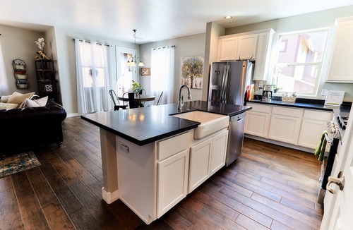 Flagstaff House | Welcome to Trailhead. It’s time to plan a trip to the pines. Adventure awaits!