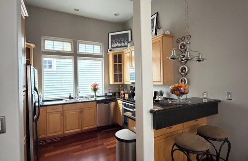 Atlantic House | Welcoming 3-bedroom Craftsman house in Seattle perfect for your getaway