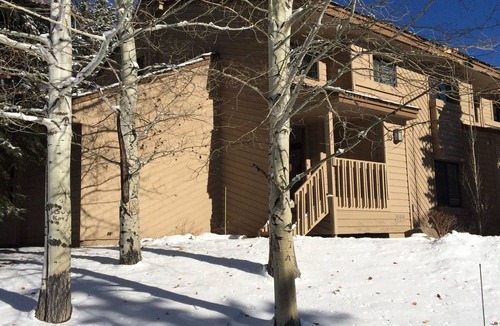 Elkhorn Village Condo | Well-appointed, family-friendly, Elkhorn Ridge Condominium