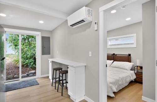 Highland Park House | West Seattle Home King Bed and AC