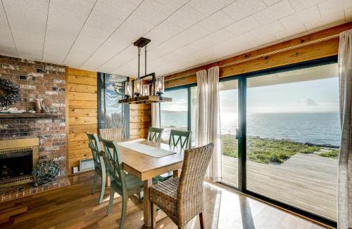 Coupeville House | Whale Watch & Relax Fireside: Puget Sound Gem!