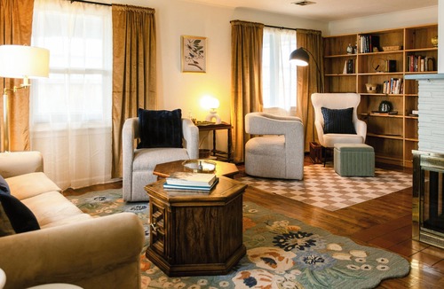 Central Point House | Whether you're here to explore the Rogue River, Crater Lake, or the Britt Festival, this location is the perfect home base for your Southern Oregon experience!