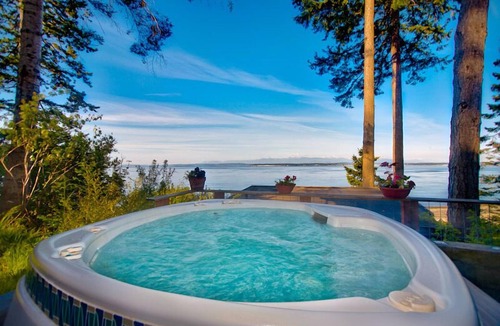 Greenbank House | Whidbey's Finest Luxury Beachfront Compound- no-bank sandy westside beach