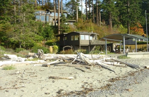 Greenbank House | Whidbey's Finest Luxury Beachfront Compound- no-bank sandy westside beach