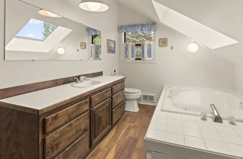 Ponder Point House | Whiskey Jack 3 Bed, 3 Bath