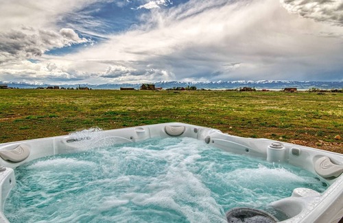 Driggs House | Wild Cat Cabin - Hot Tub - Foosball - Near Resort