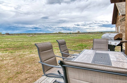 Driggs House | Wild Cat Cabin - Hot Tub - Foosball - Near Resort