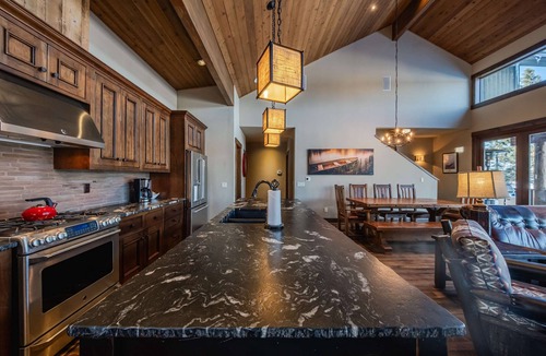Eureka House | Wilderness Club Lakefront Lodge