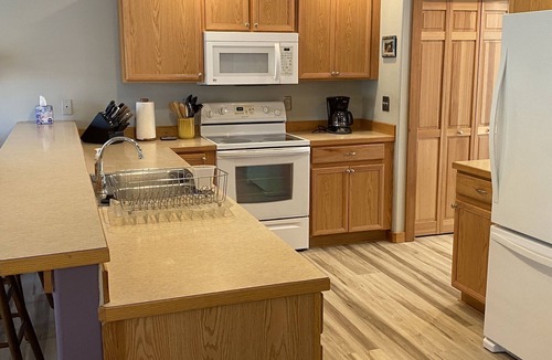 Winthrop Condo | Wildflower Condo is Close to Town and Ski Trailhead!