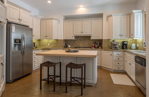 Ketchum House | Williams Townhome - Luxury Multi-Level with Private Hot Tub