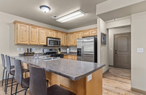 Logan House | Willow Park House on Fairway Ln