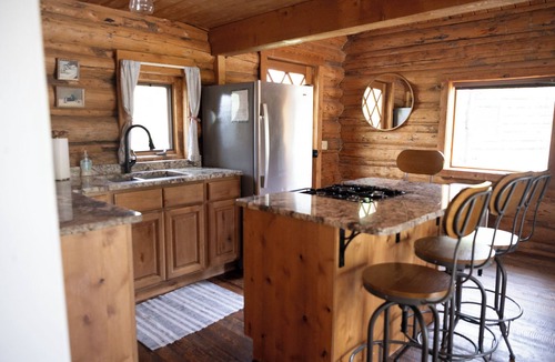Driggs Cabin | Winter Rates at Targhee Log Cabin~Scenic Views