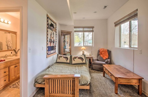 Rathdrum Cabin | Winter/Summer Twin Lakes Retreat Near Skiing!