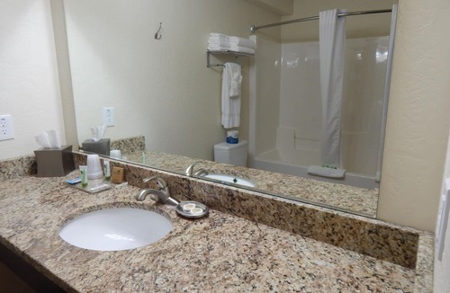 Williston Hotel | Winterton Suites