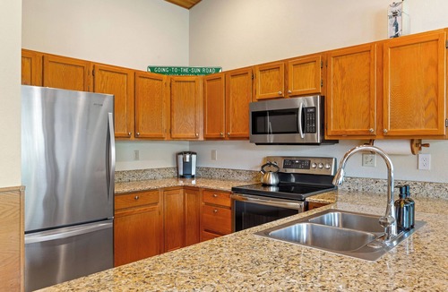 Big Sky Condo | Woodbine Cabin | Big Sky