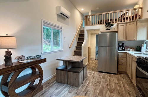 Idleyld Park Cabin | Woodland Cabin in Umpqua National Forest
