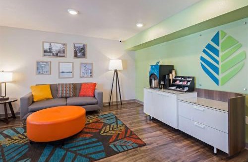 Davenport Hotel | WoodSpring Suites Davenport Quad Cities