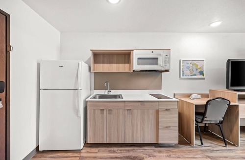 Jackson Hotel | WoodSpring Suites Jackson Hub City