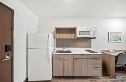Jackson Hotel | WoodSpring Suites Jackson Hub City