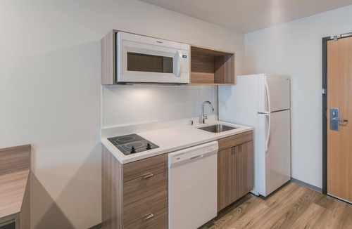 Tukwila Hotel | WoodSpring Suites Seattle Tukwila