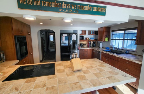 Yachats House | Ya-Hatian Tides - Yachats Bay/Oceanfront