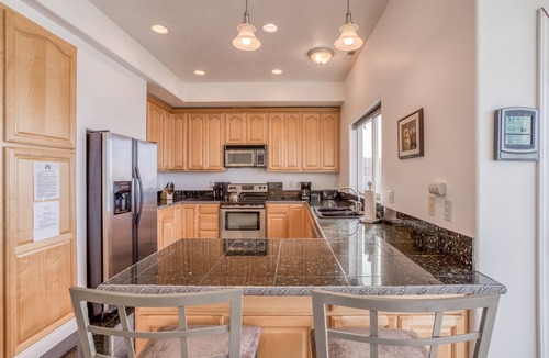 Beverly Beach House | Yaquina Head Lighthouse Views, Hot Tub Home with Awe Inspiring Views!