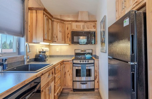 West Yellowstone Apartment | YCC Studio