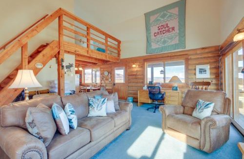 Pray House | Yellowstone Lodge w/Game Room & Panoramic Views