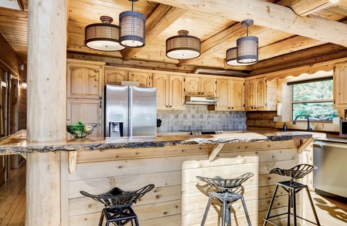 Island Park Cabin | Yellowstone's Finest Private Waterfront Lodge · 360° Views · 15 Min to Park