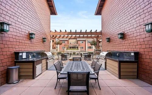 Coeur d'Alene House | Your Downtown Playpad- Family Condo In Riverstone