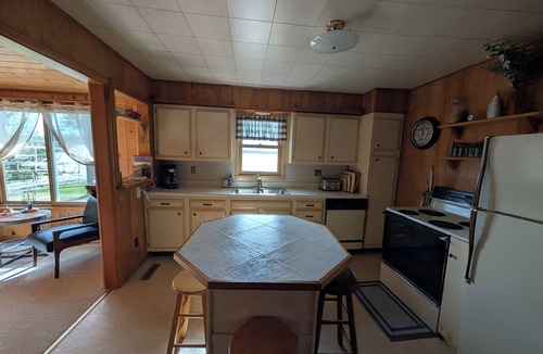 Hackensack Cabin | Your lakeside oasis awaits: perfect for families and fun!
