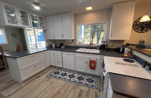 Montague House | Your Peaceful Home on the Klamath River