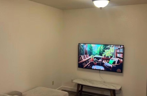 Camas House | Your Walkable Camas Stay Near Downtown & the Lake—Lower Unit