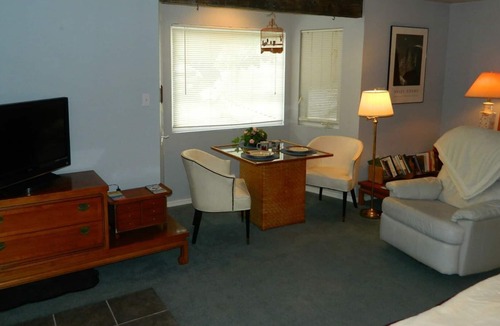 Mains Farm Apartment | Zen: Tranquil retreat, wildlife lovers, check this home that overlooks the