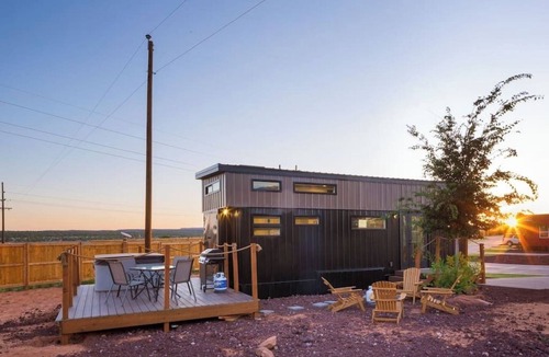 Apple Valley House | Zion Tiny Home Private Hot Tub Near Trails