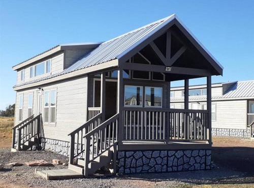 092 Grand Canyon Stargazer Tiny Home 20 Mins to South Rim - Sleeps 8