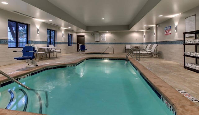 1 Bedroom | Free Breakfast. Indoor Pool & Hot Tub