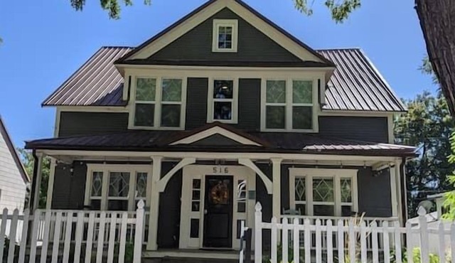 1 BR In Walking Distance To Downtown And The Beach