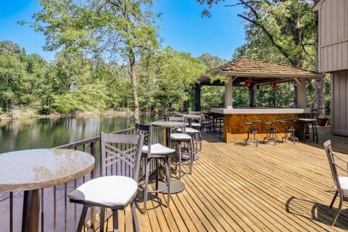 15 Mi to University of Memphis: Getaway w/Games