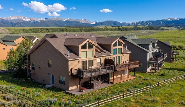 18 Fireweed B1 - Mountain Getaway mt views, private outdoor HT & amenities in Tabernash