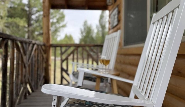 19 MI to YNP | Sleeps 8 | ATV Access