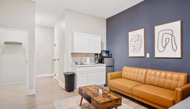 1bd at Oak + Fountain! - #16