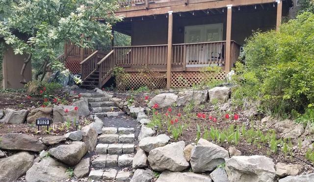 2 BR Creekside Apartment w/kitchenette